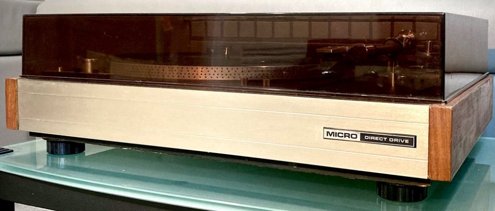 Micro Seiki MR-622 Turntable