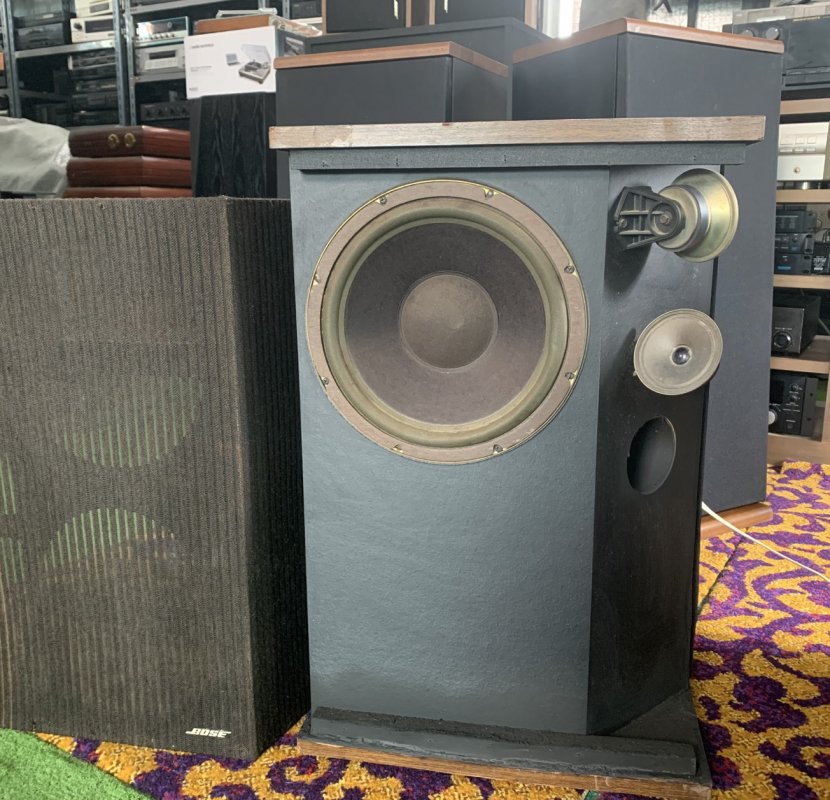 ลำโพงวินเทจ BOSE 501iv