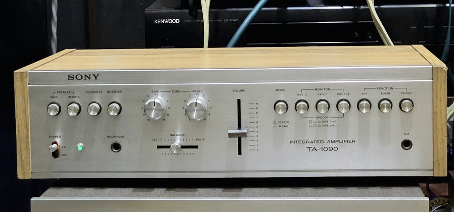 ขายแอมป์ SONY TA-1090 สภาพสวย เสียงดี Made in Japan