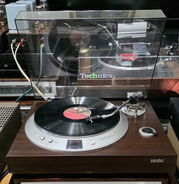 ขายเครื่องเล่นแผ่นเสียง DENON DP-1200 เสียงดี สภาพดี พร้อมใช้งาน Made in Japan