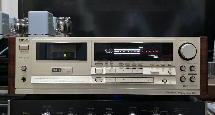 ขายเครื่องเล่นเทป AIWA รุ่น XK-S9000 ระบบ 3 หัวเทป รุ่น Top สภาพสวยหายาก เสียงดีมาก Made in Japan