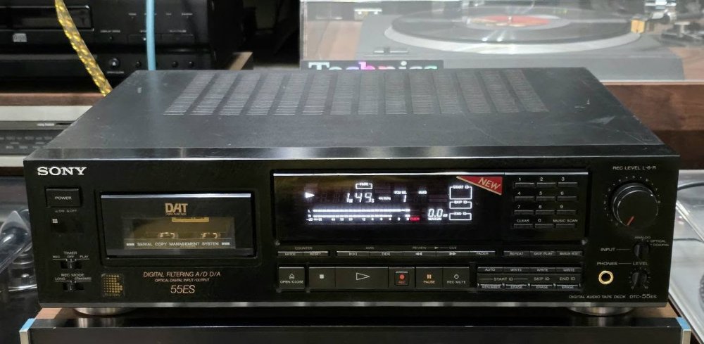 ขายเครื่องเล่นเทป Dat SONY DTC-55ES สภาพสวยพร้อมใช้งาน เสียงดีมาก Made in Japan