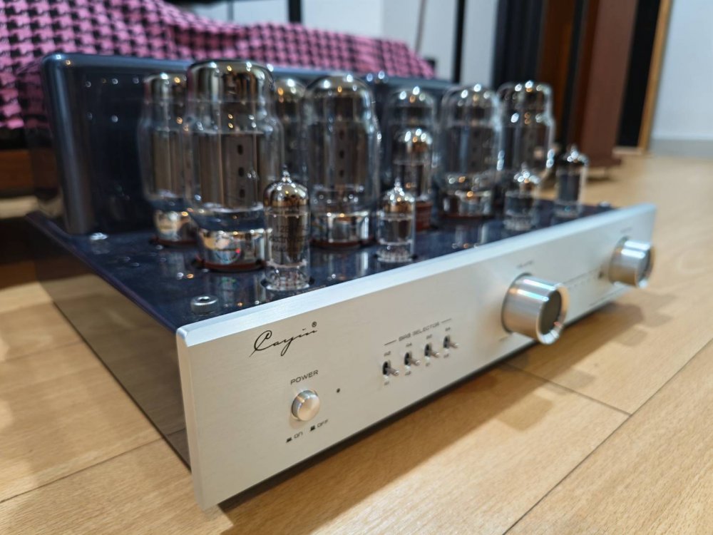 Cayin CS-100A - 80W./Ch. งามๆ รีโมท คู่มือ โฟม กล่อง ครบๆ