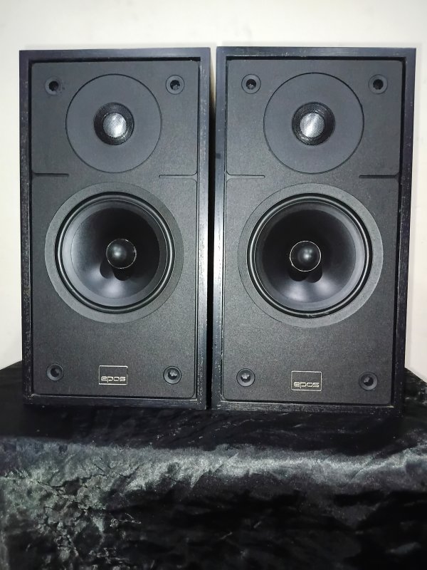 ลำโพง EPOS ES11 ขาย 12,000 บาท