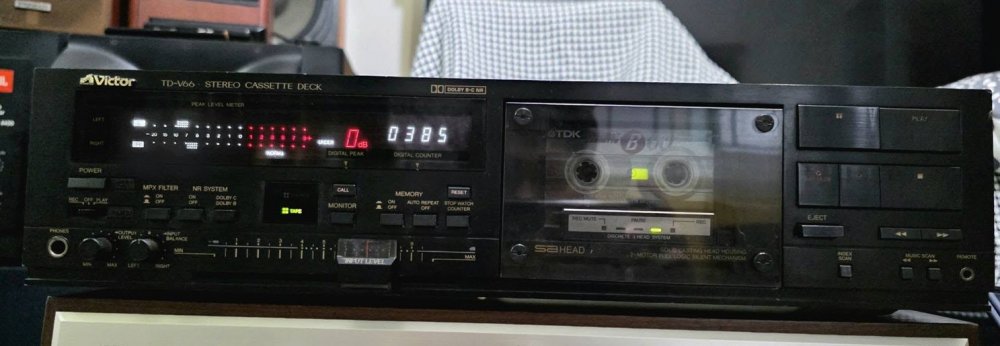 ขายเครื่องเล่นเทป Victor TD-V66 ระบบ 3หัวเทป เสียงดี พร้อมใช้งาน Made in Japan