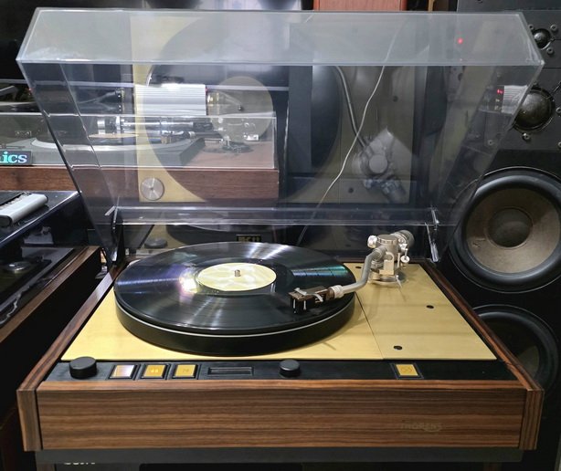 ขายเครื่องเล่นแผ่นเสียงรุ่นใหญ่ Thorens TD126 Mk III Centennial ใส่โทนอาร์ม Audiocraft AC-3000