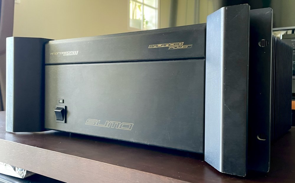 SUMO 0820 Andromeda III Stereo Power Amplifier